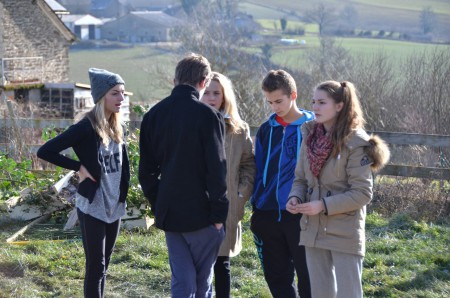 Comme par magie ou presque, le chapiteau disparait...